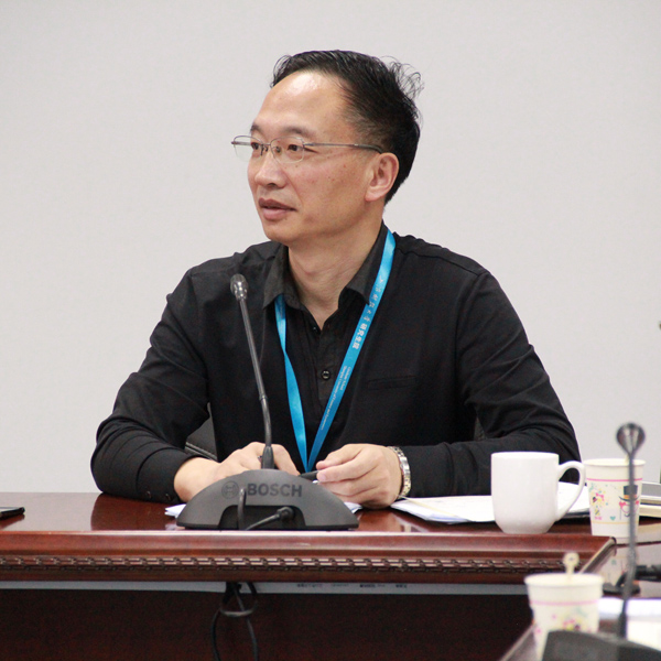 徐龙炳1.jpg 徐龙炳1.jpg